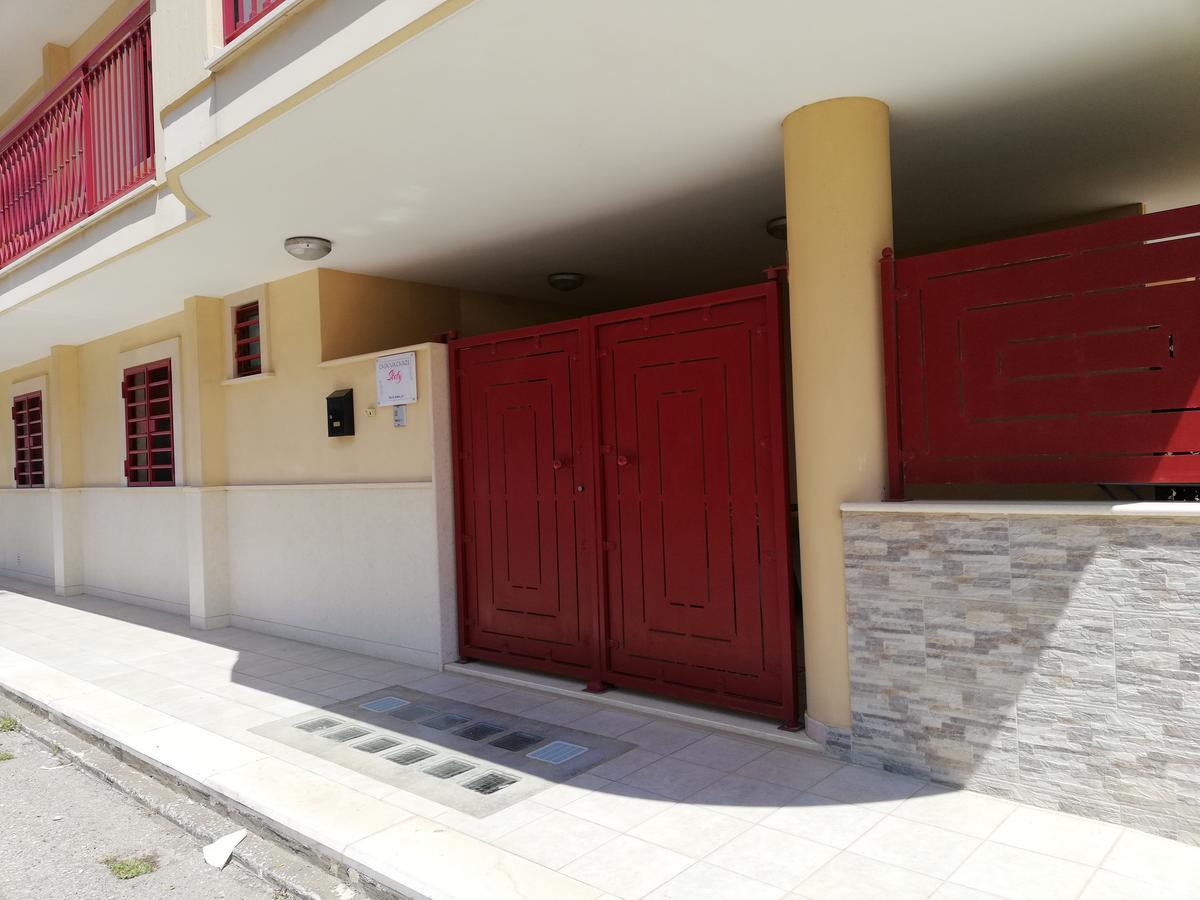 Casa Vacanze Stefy Polignano a Mare Esterno foto